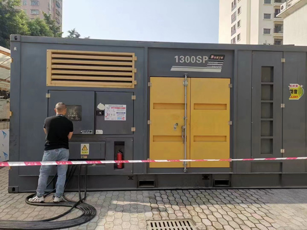 左云500KW发电机组冬季应该配多大的启动电瓶？